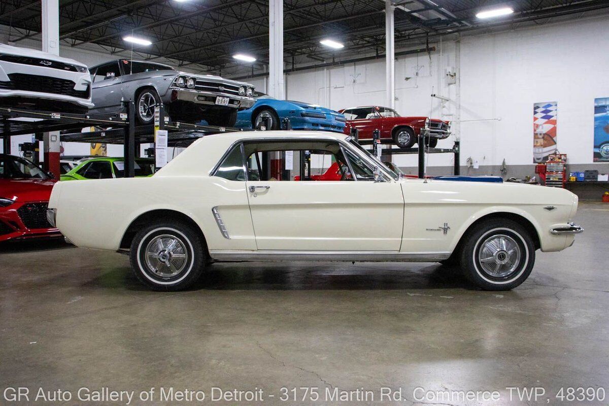 Ford-Mustang-1965-7