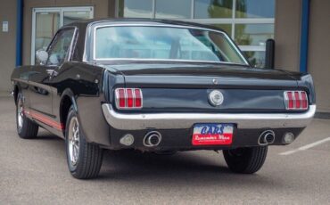 Ford-Mustang-1966-10