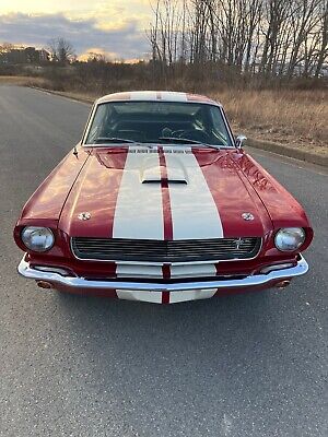 Ford-Mustang-1966-2