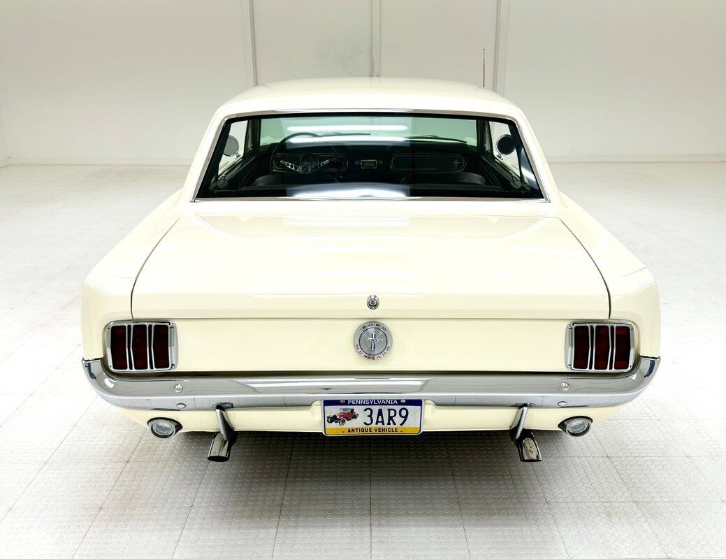 Ford-Mustang-1966-3