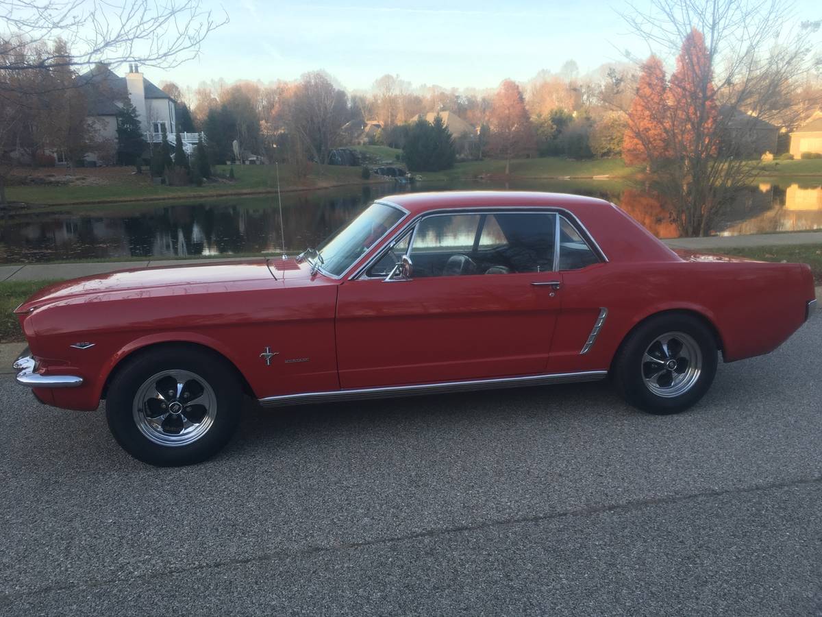 Ford-Mustang-1966-4