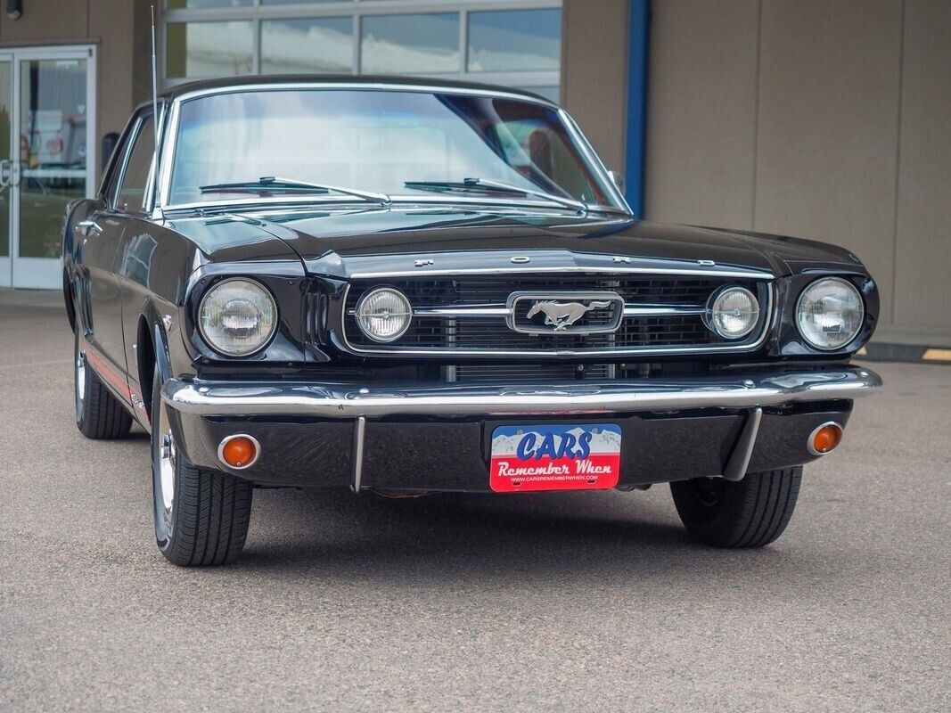 Ford-Mustang-1966-9