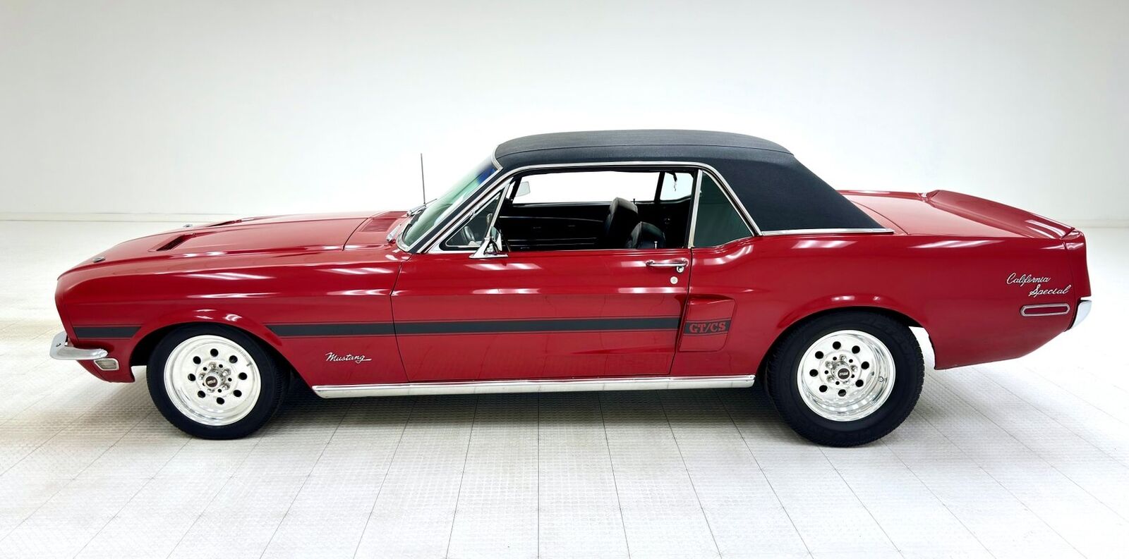 Ford-Mustang-1968-1