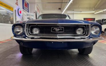 Ford-Mustang-1968-4