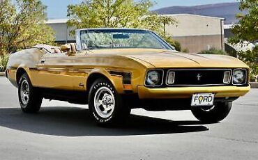 Ford-Mustang-1973-1