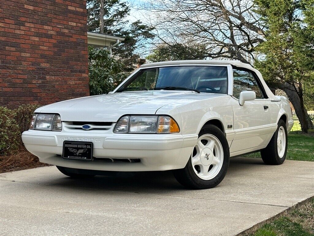 Ford-Mustang-1993-9