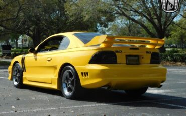 Ford-Mustang-1995-5