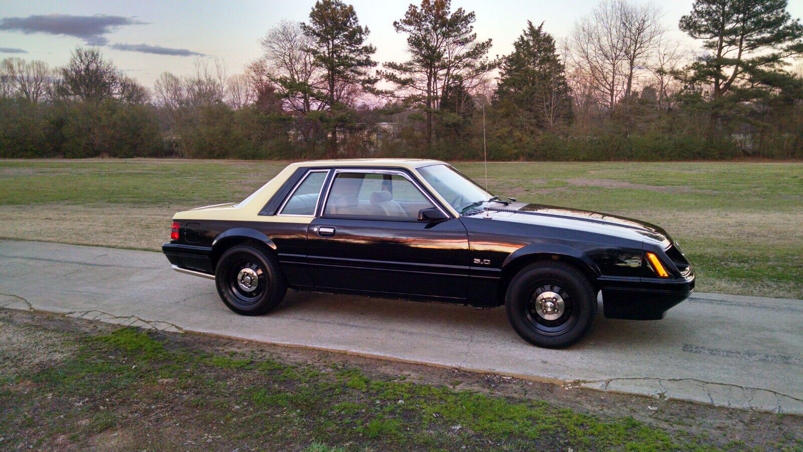 Ford-Mustang-Berline-1986-20