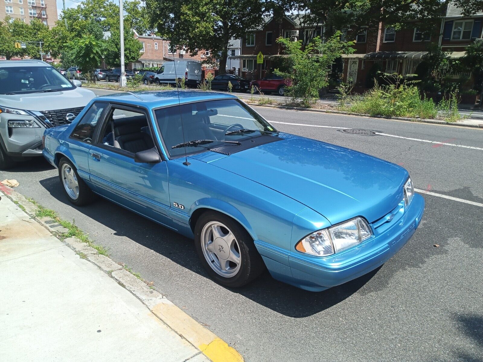 Ford-Mustang-Berline-1992-1