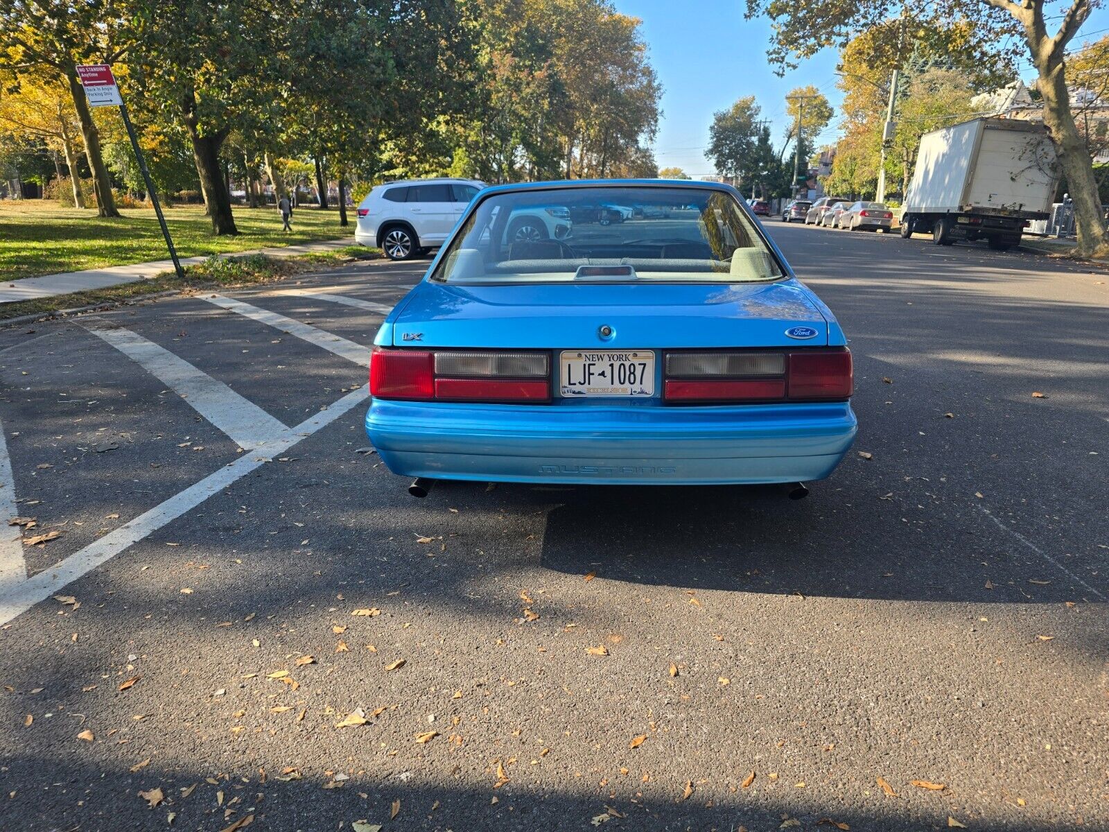 Ford-Mustang-Berline-1992-4