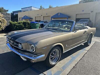 Ford-Mustang-Cabriolet-1965-2