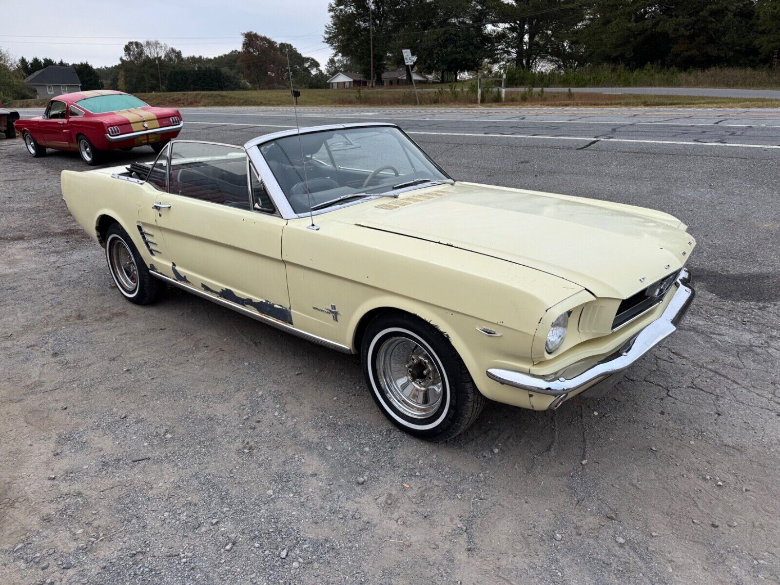 Ford-Mustang-Cabriolet-1966-2