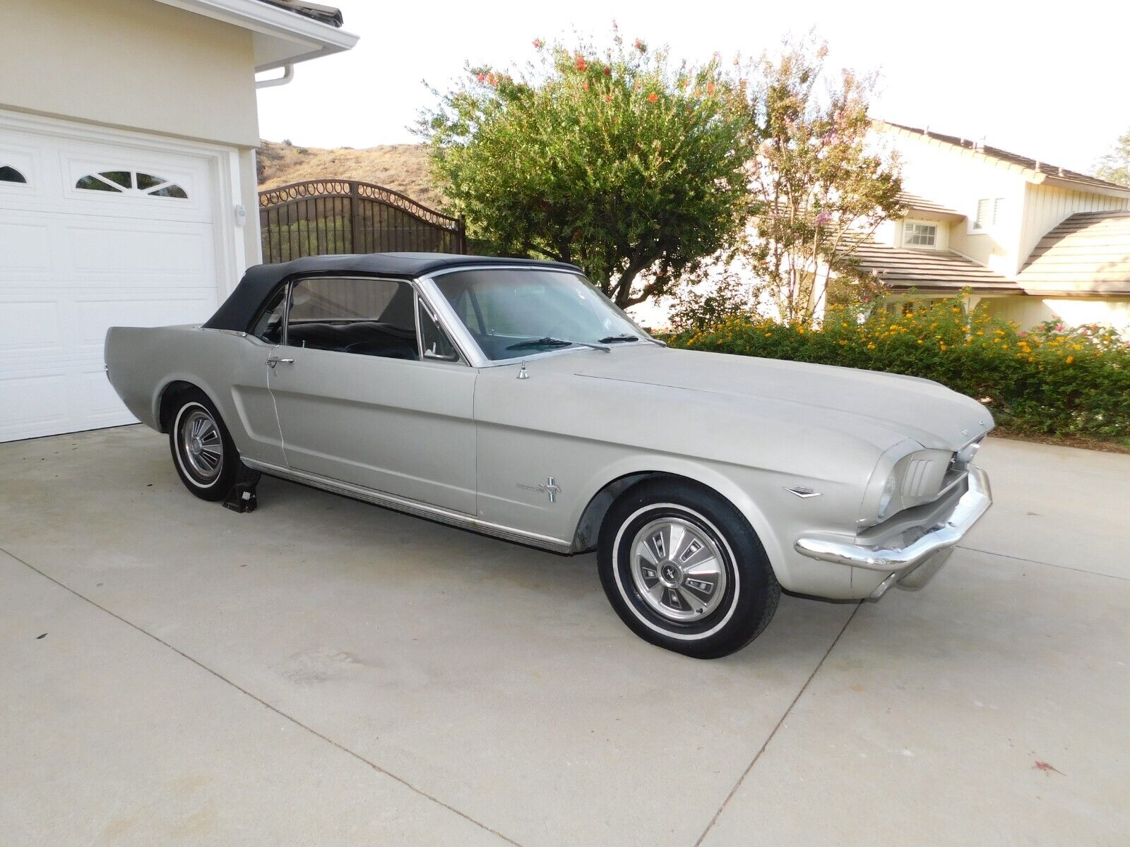 Ford-Mustang-Cabriolet-1966-25