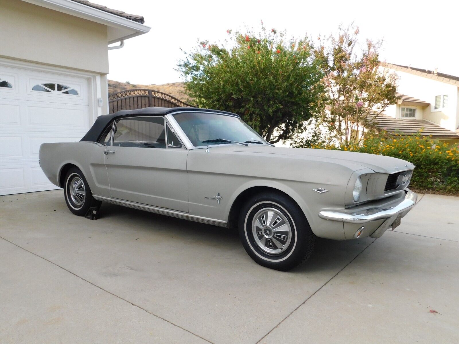 Ford-Mustang-Cabriolet-1966-3