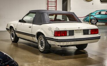 Ford-Mustang-Cabriolet-1979-10