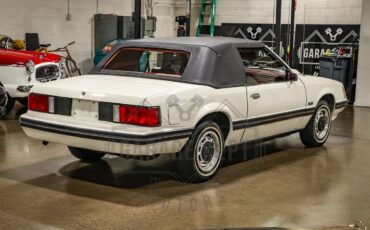 Ford-Mustang-Cabriolet-1979-11