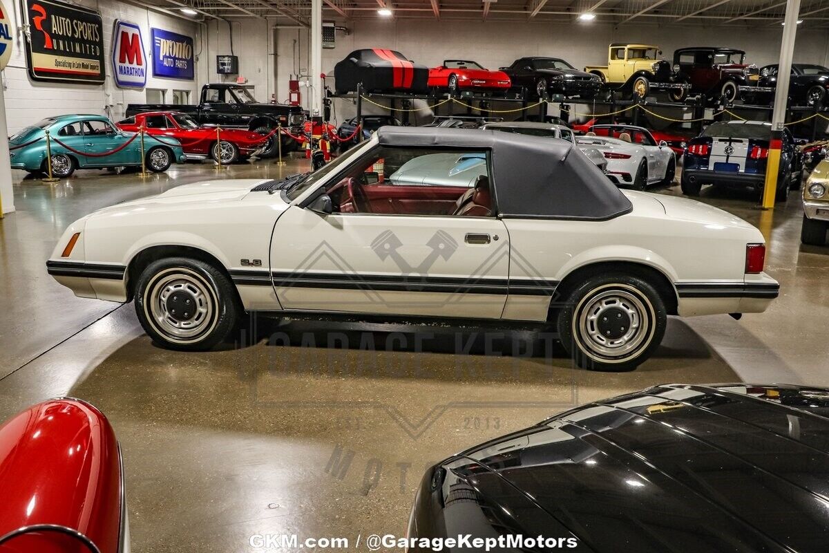 Ford-Mustang-Cabriolet-1979-9