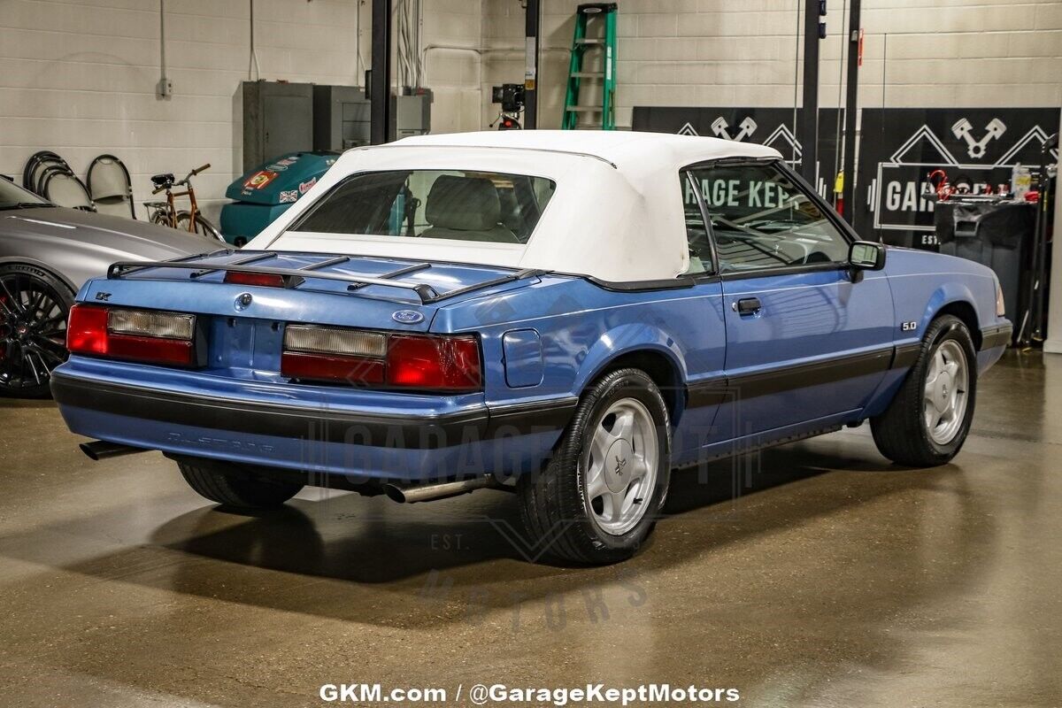 Ford-Mustang-Cabriolet-1989-11