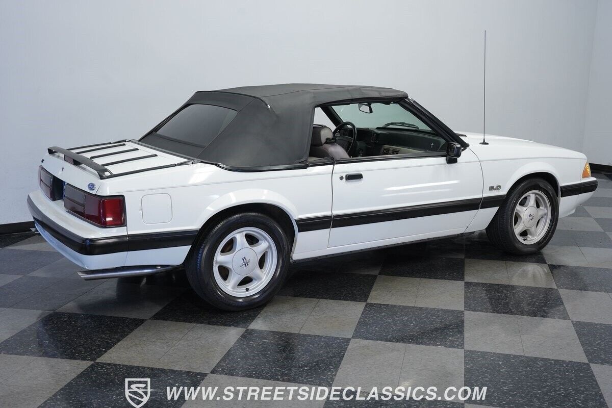 Ford-Mustang-Cabriolet-1990-11