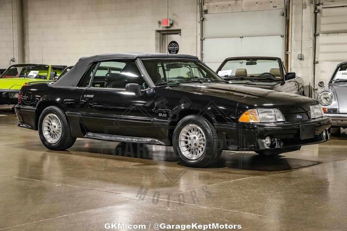 Ford-Mustang-Cabriolet-1990-2