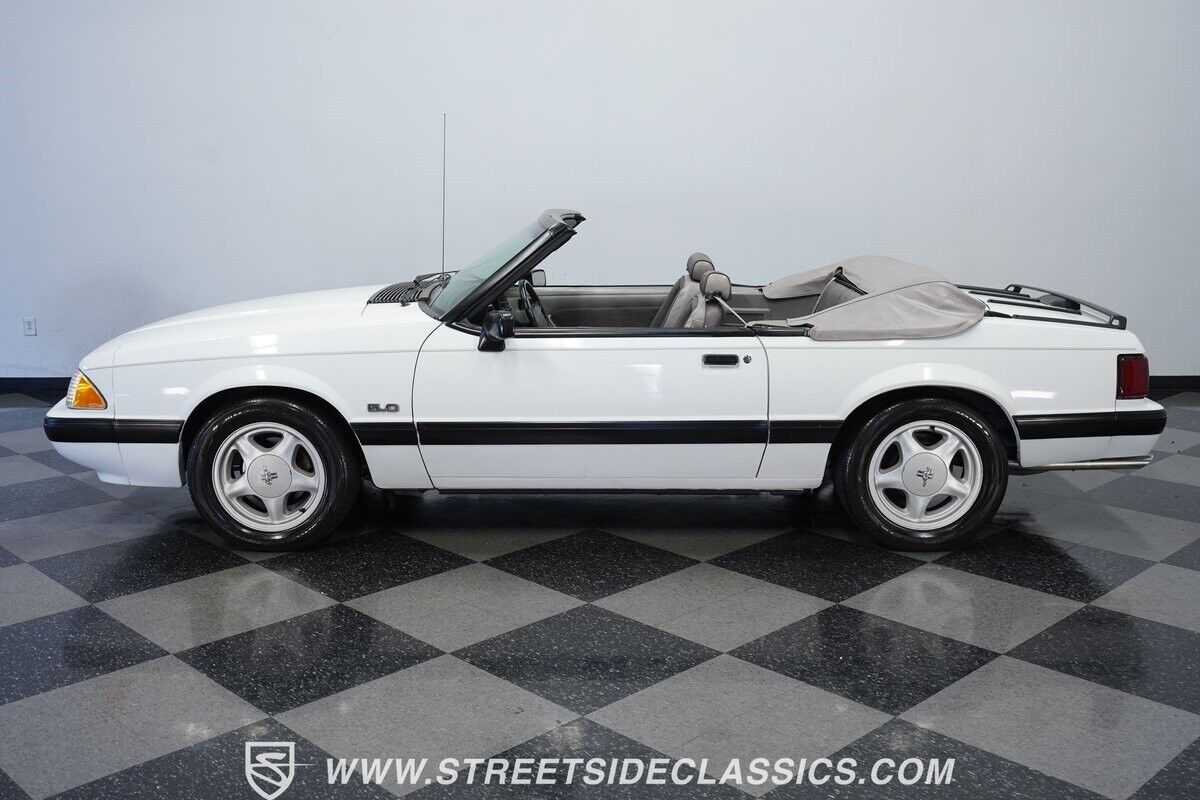 Ford-Mustang-Cabriolet-1990-2