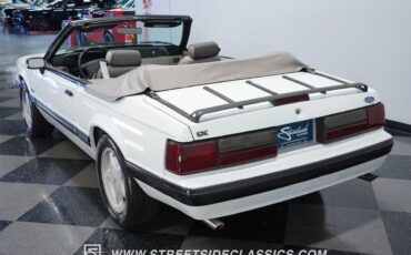 Ford-Mustang-Cabriolet-1990-7