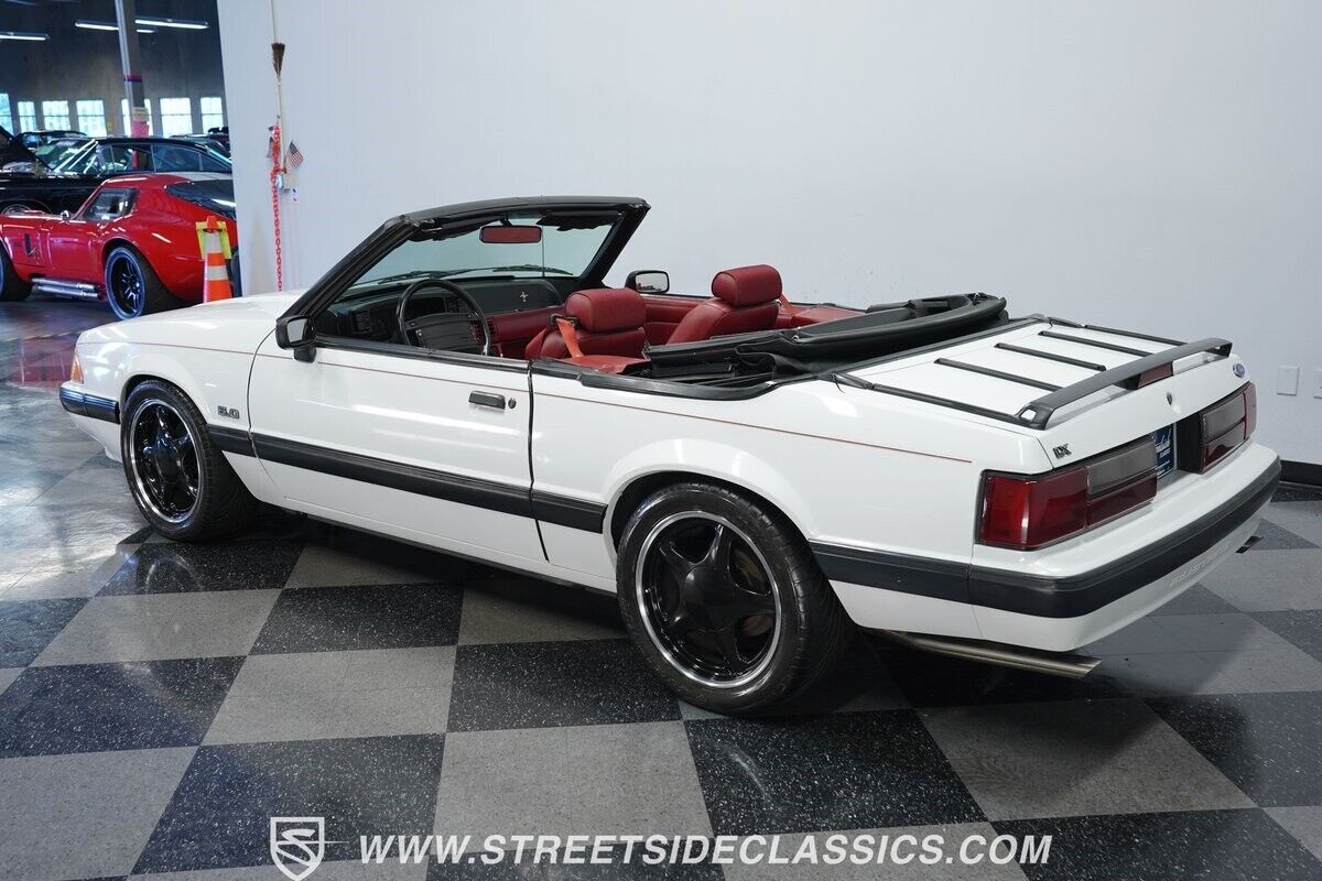 Ford-Mustang-Cabriolet-1991-6