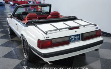 Ford-Mustang-Cabriolet-1991-7