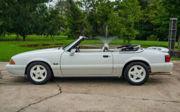 Ford-Mustang-Cabriolet-1993-2