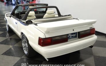 Ford-Mustang-Cabriolet-1993-7