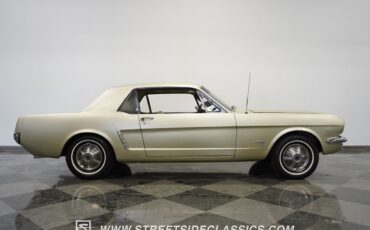 Ford-Mustang-Coupe-1965-10