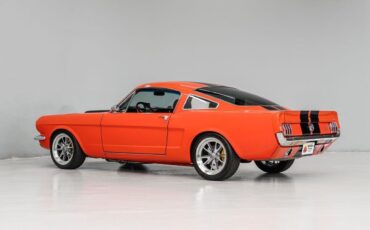 Ford-Mustang-Coupe-1965-3