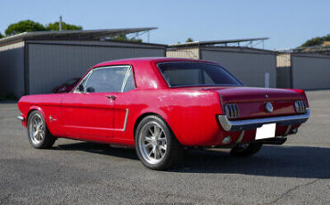 Ford-Mustang-Coupe-1965-5