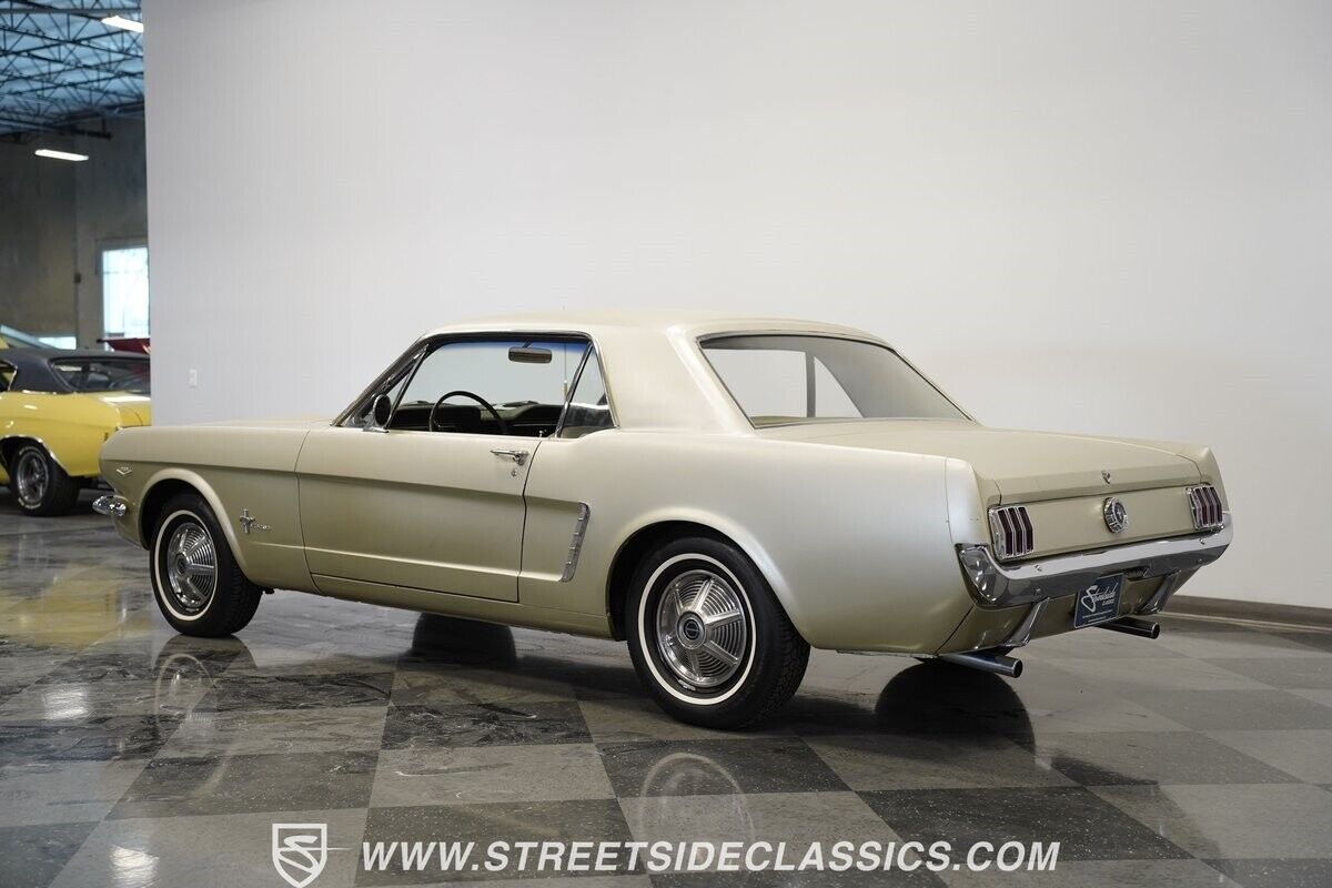 Ford-Mustang-Coupe-1965-7