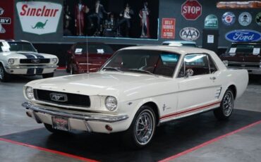 Ford-Mustang-Coupe-1966-1