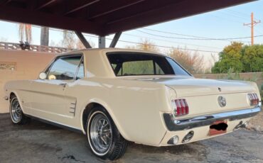 Ford-Mustang-Coupe-1966-17