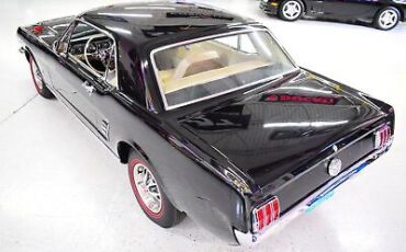 Ford-Mustang-Coupe-1966-17