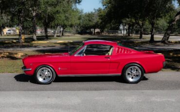 Ford-Mustang-Coupe-1966-20