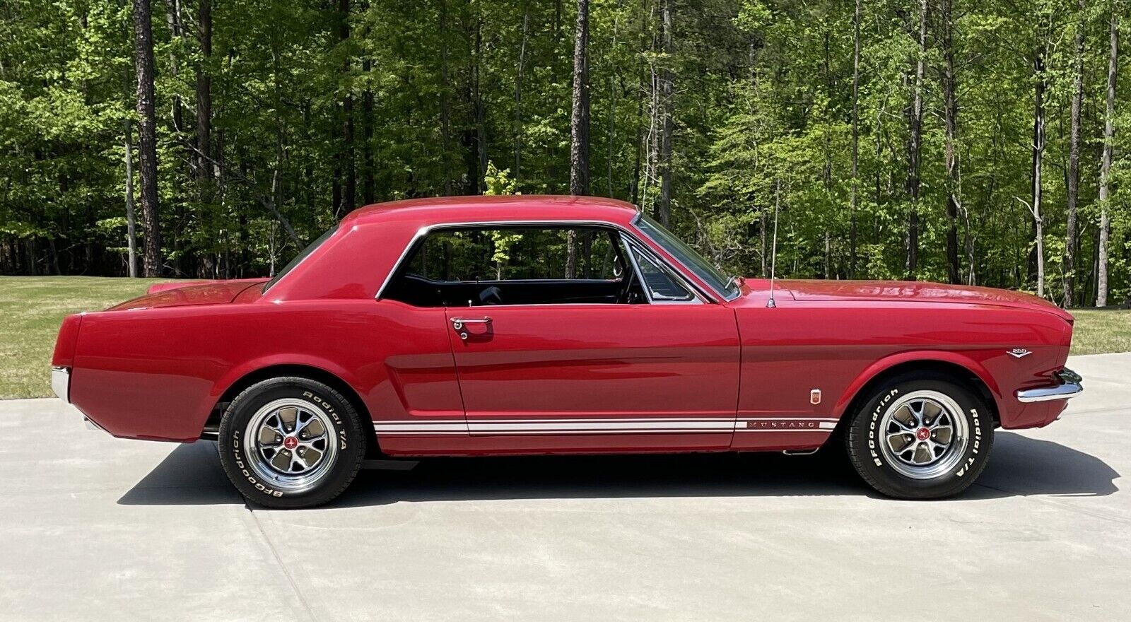 Ford-Mustang-Coupe-1966-4