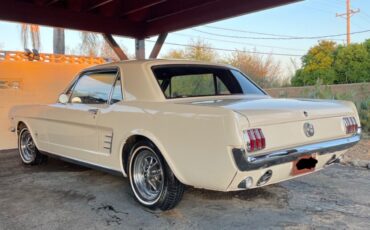 Ford-Mustang-Coupe-1966-4