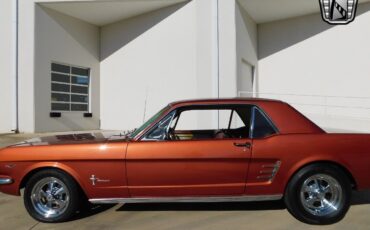 Ford-Mustang-Coupe-1966-5