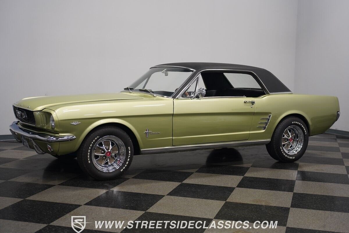 Ford-Mustang-Coupe-1966-7