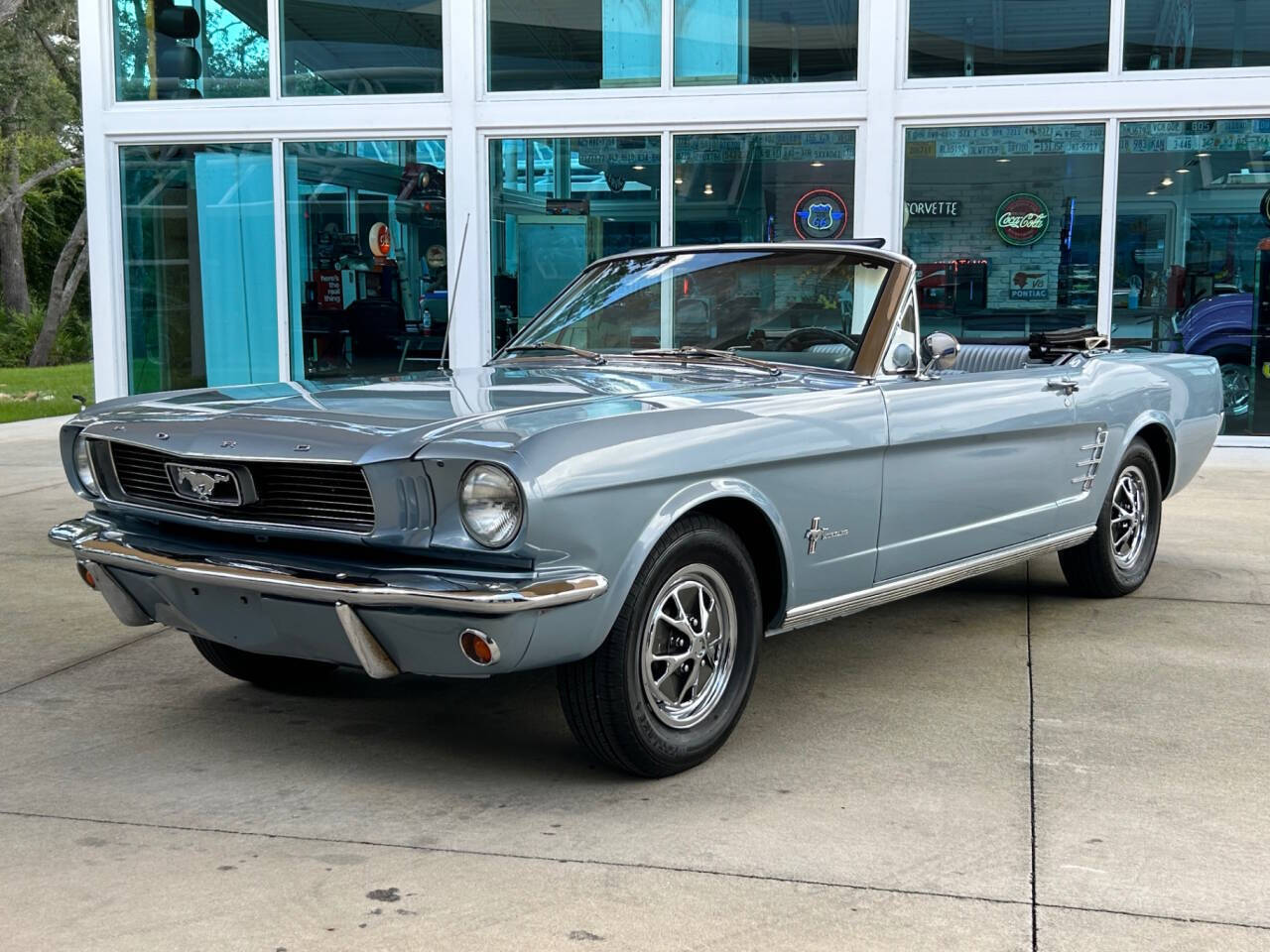 Ford-Mustang-Coupe-1966-8