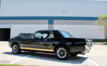 Ford-Mustang-Coupe-1966-9