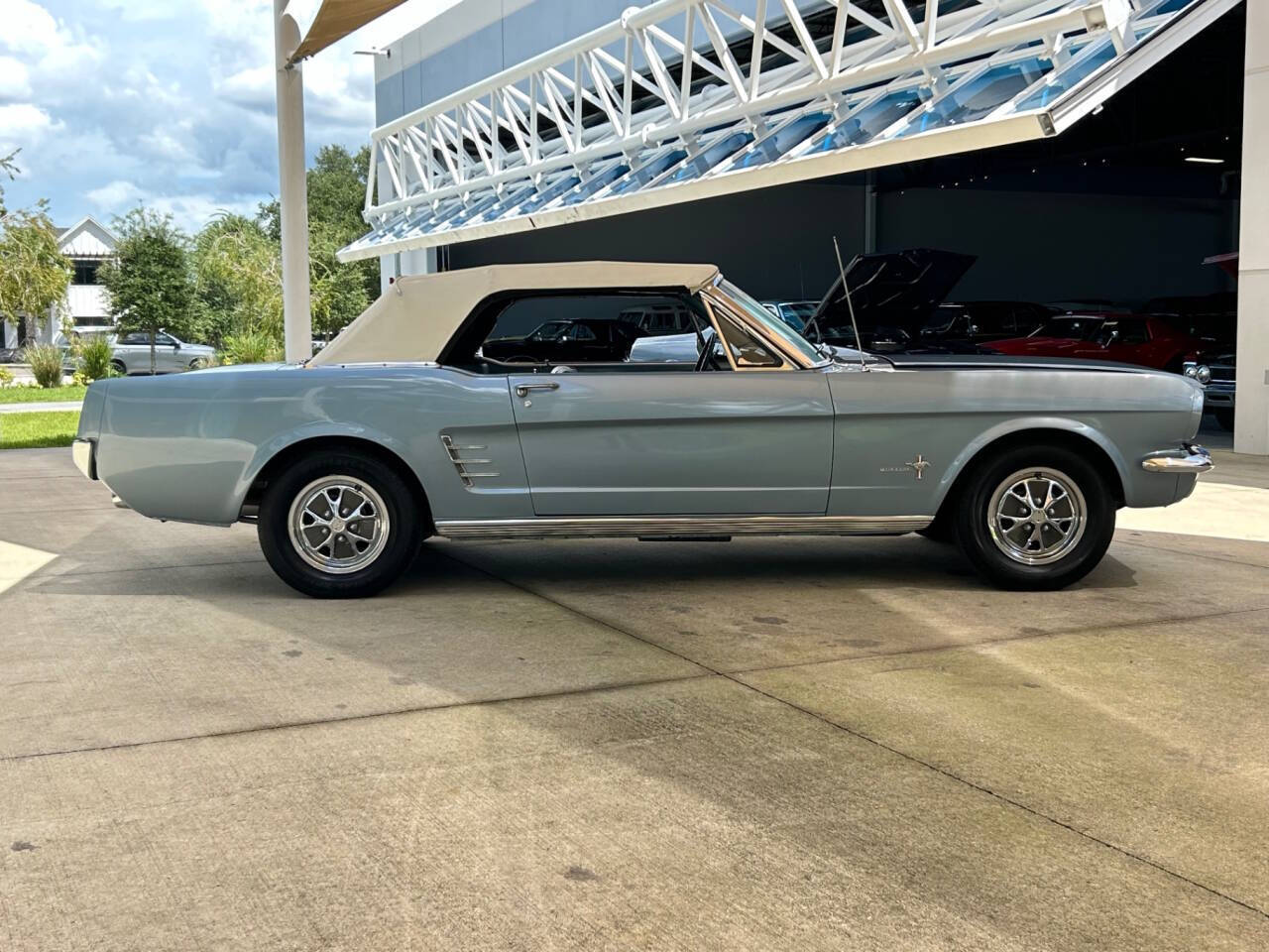 Ford-Mustang-Coupe-1966-9