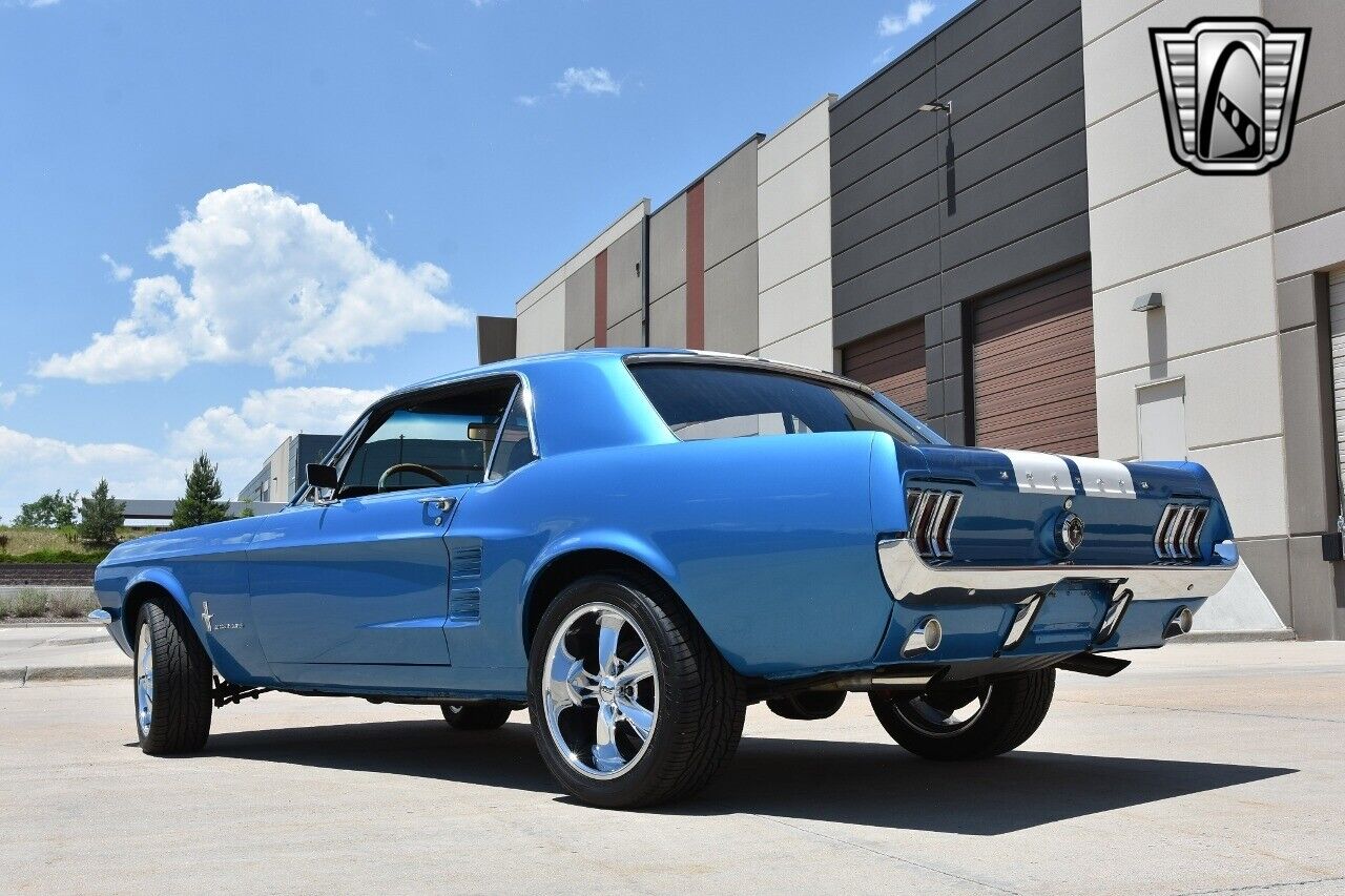 Ford-Mustang-Coupe-1967-4