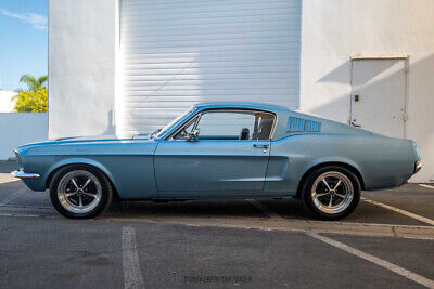 Ford-Mustang-Coupe-1968-2