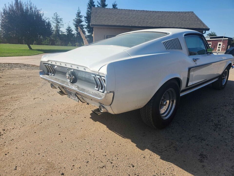 Ford-Mustang-Coupe-1968-2