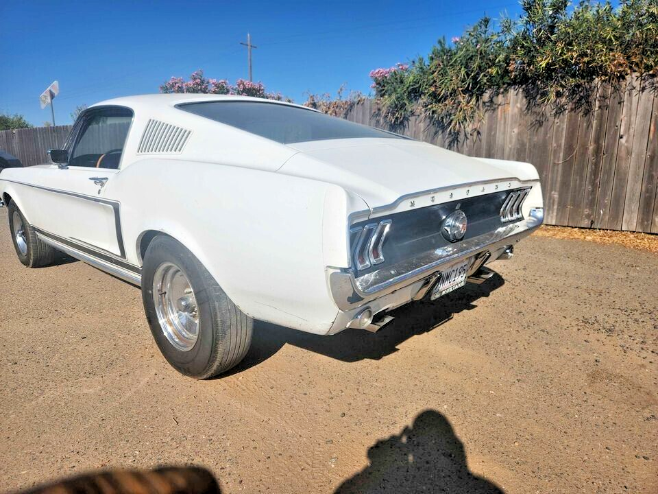 Ford-Mustang-Coupe-1968-3