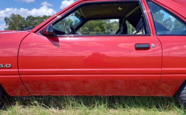 Ford-Mustang-Coupe-1982-3